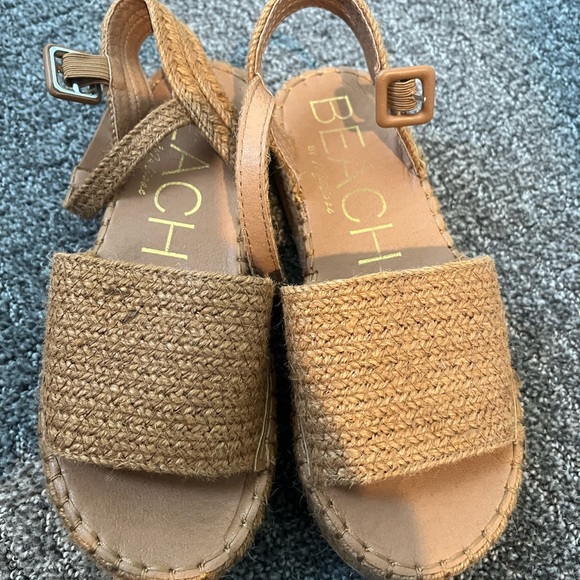 Platform Sandals - Picture 3 of 6